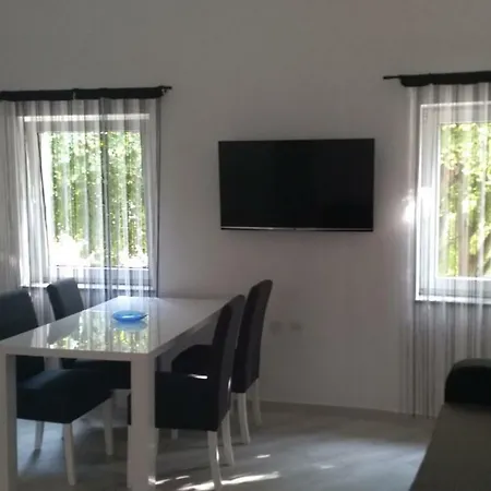 Danijel * Novi Vinodolski